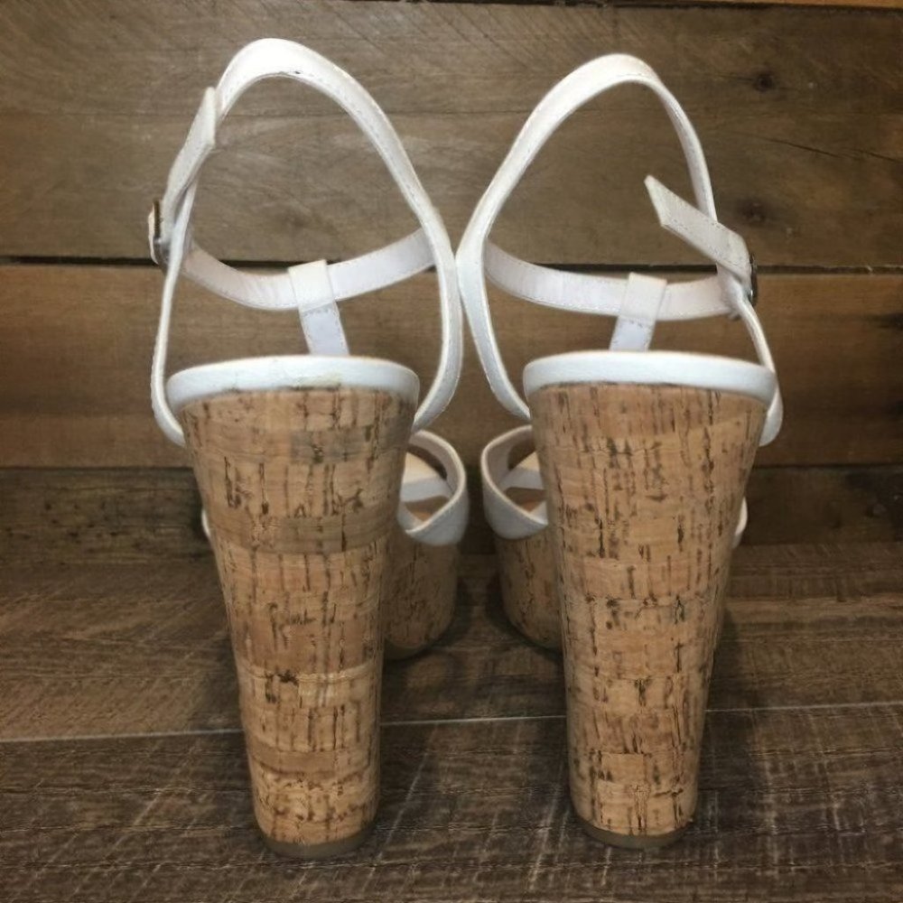 NEW Me Too T-Strap Platform Dress Sandals - Picture 7 of 9